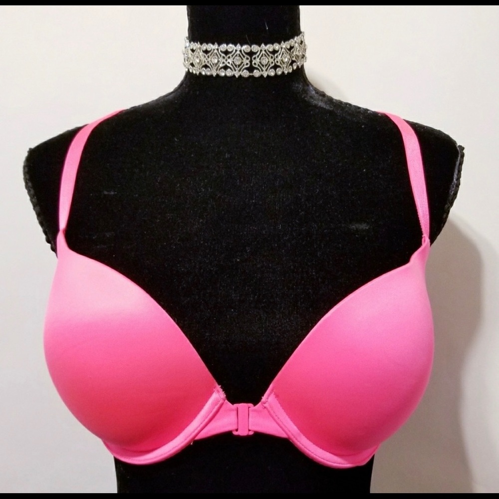 Hot pink Victoria’s Secret bra 32DD